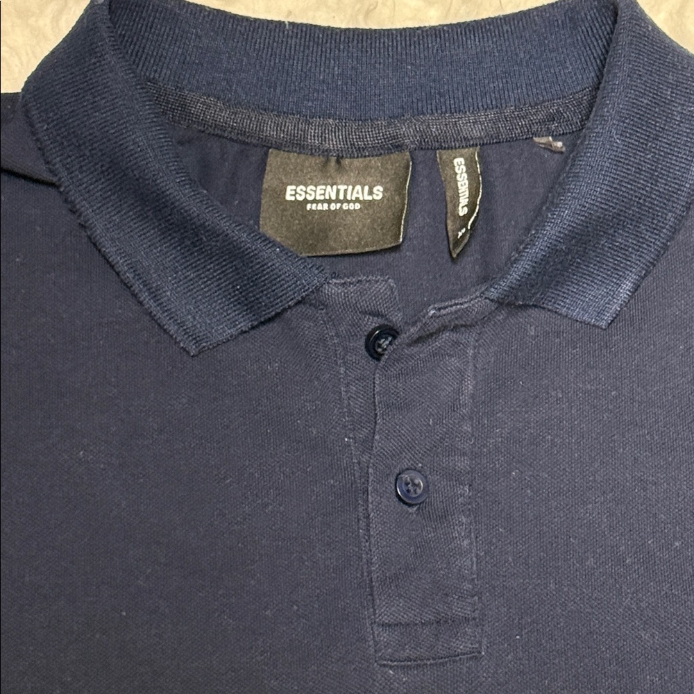 Essentials Polo - Picture 2 of 13